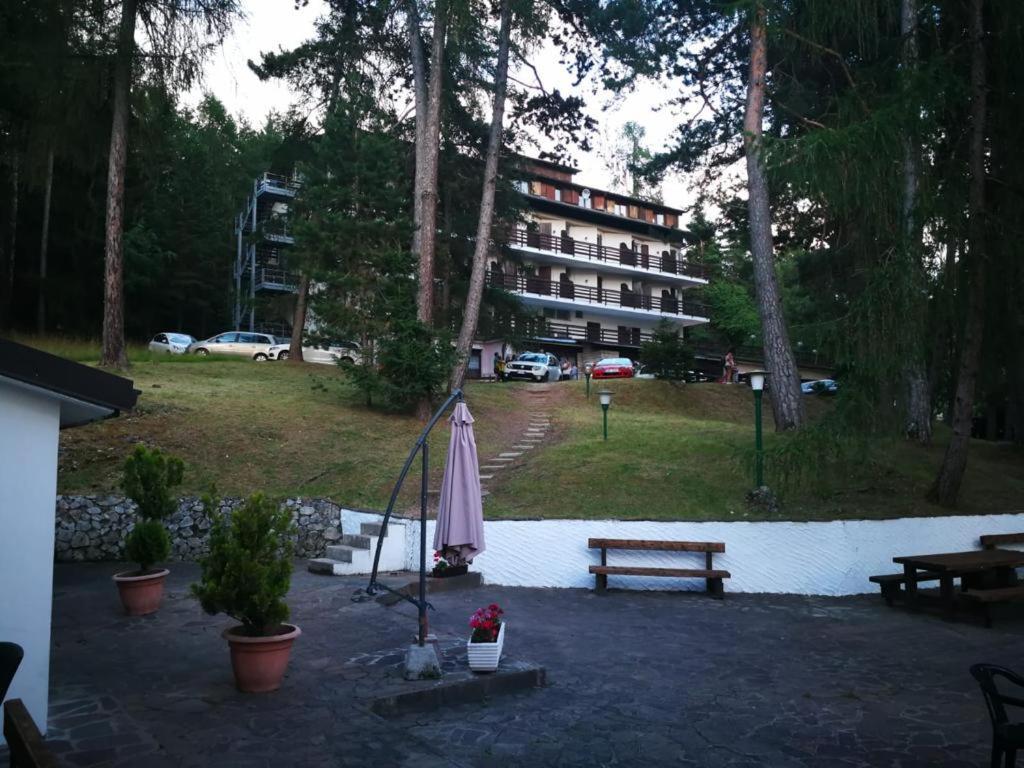 Royal Hotel Paolino Cavareno Εξωτερικό φωτογραφία