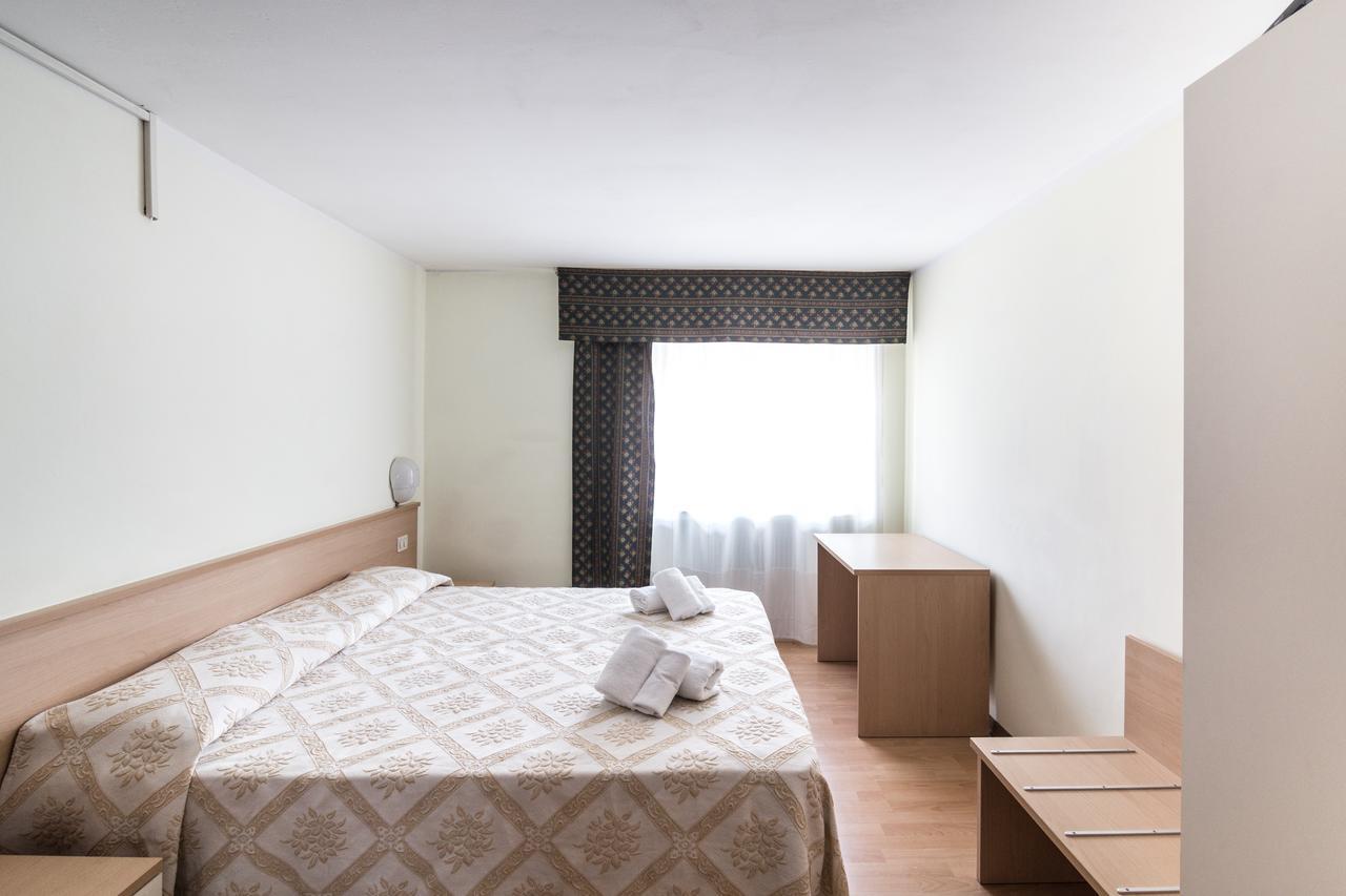 Royal Hotel Paolino Cavareno Εξωτερικό φωτογραφία