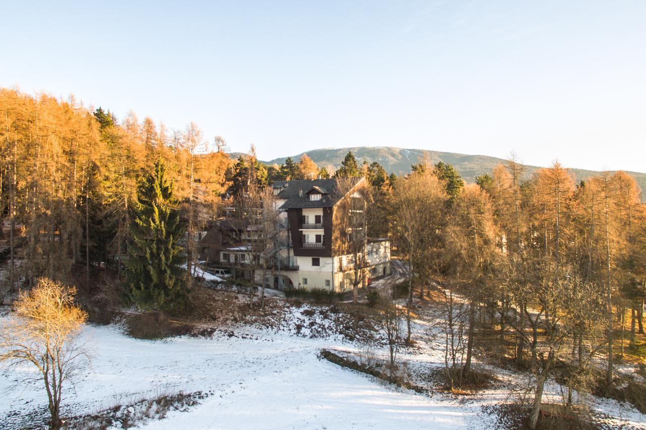 Royal Hotel Paolino Cavareno Εξωτερικό φωτογραφία