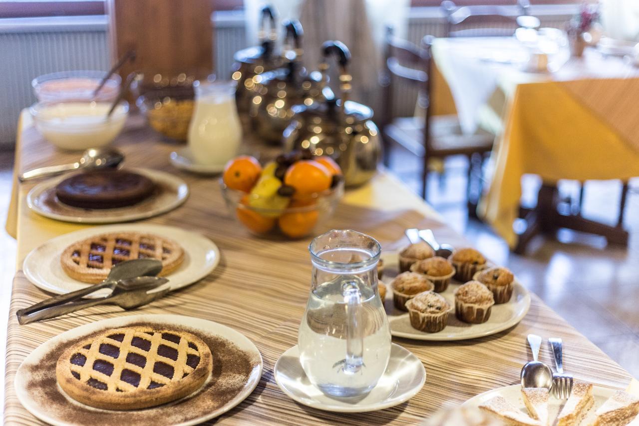 Royal Hotel Paolino Cavareno Εξωτερικό φωτογραφία